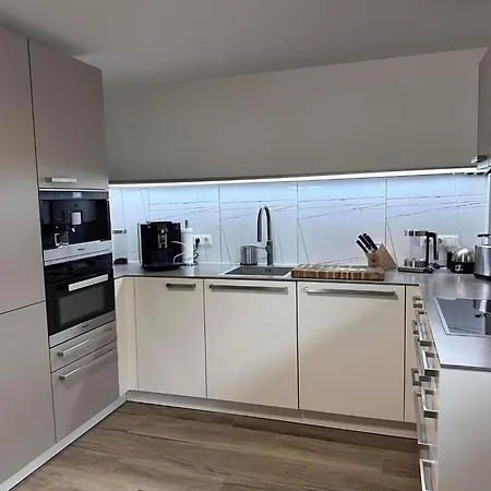 Luxury-wellnessresidence- Altes Kapitänshaus Ferienhaus Dranske